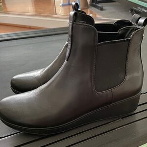 Cole Haan ankle boots waterproof